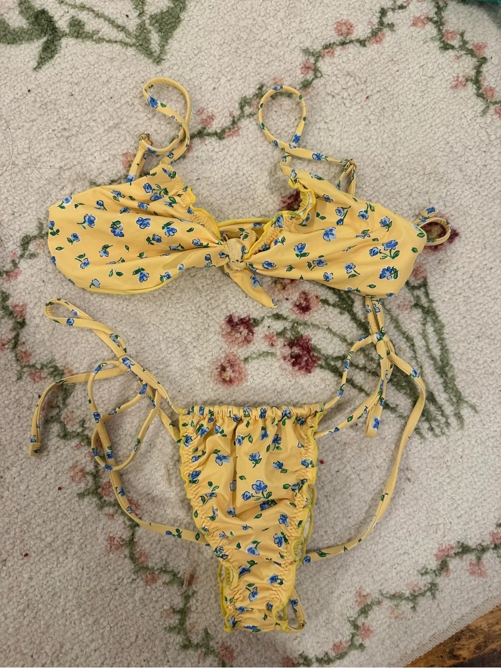 Frankie’s Bikinis